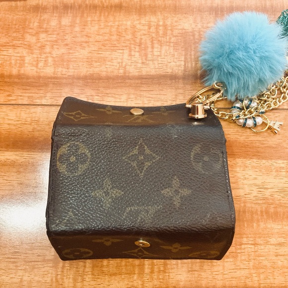 Louis Vuitton Multicles 4 Key Holder “Blue Bayou” - Picture 5 of 14